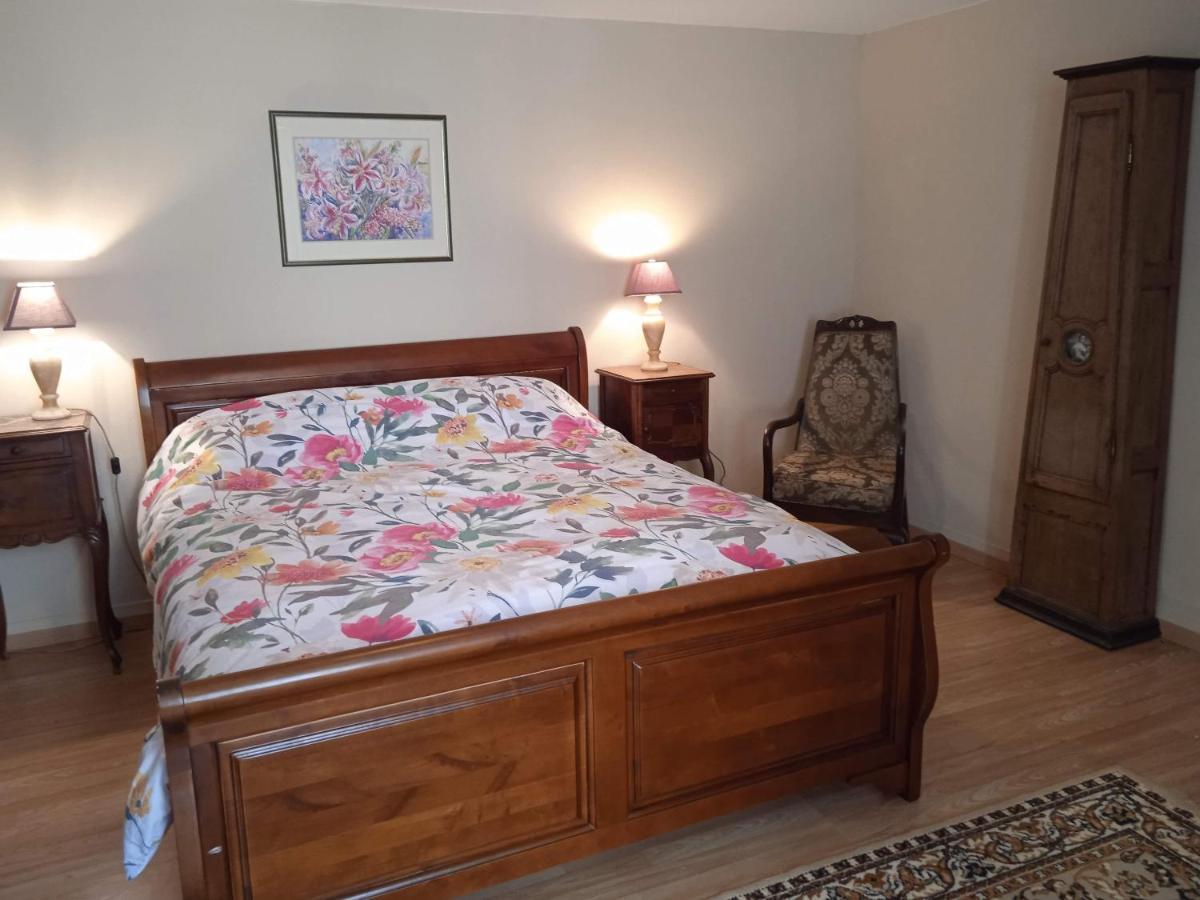 Charming Detached 2 Bedroom Ancient House In Medieval Quarter Of A Small Town In The Pays De La Loire, France Sille-le-Guillaume Экстерьер фото